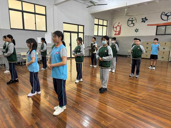 Yx(1).jpg